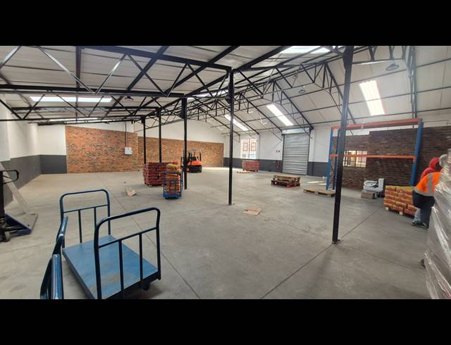 352M² FACTORY TO LET IN BENONI SOUTH